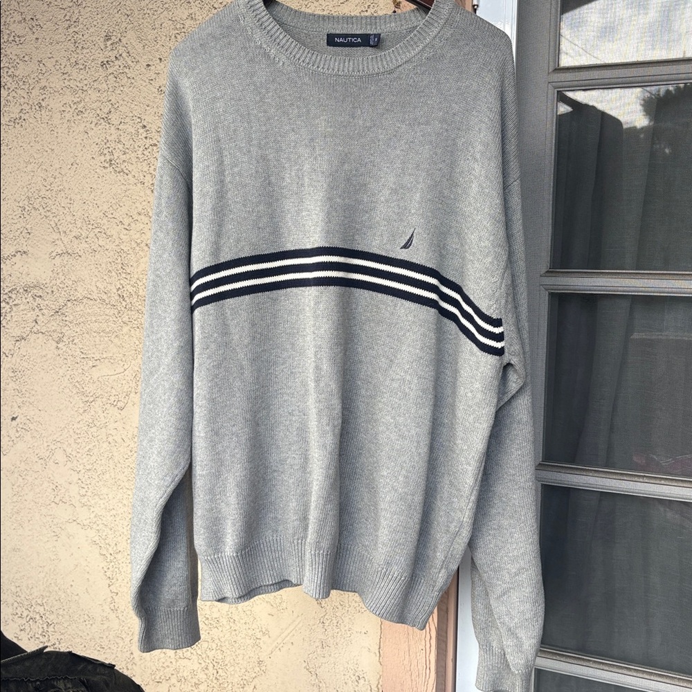 Nautica Men's Sweater in Gray with Stripe . Like New